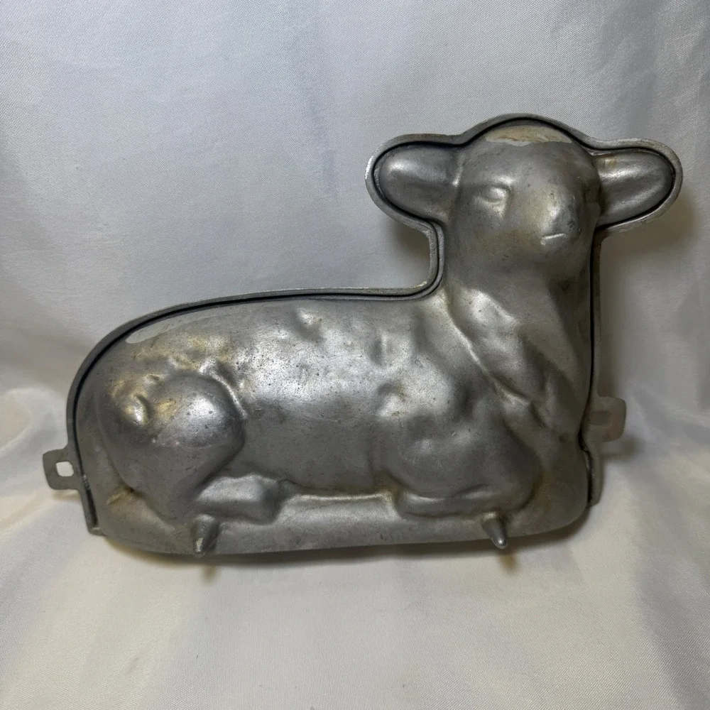 Vintage Cast Aluminum Lamb Cake Mold 3D Easter Sheep Baking Pan Two Piece Silver